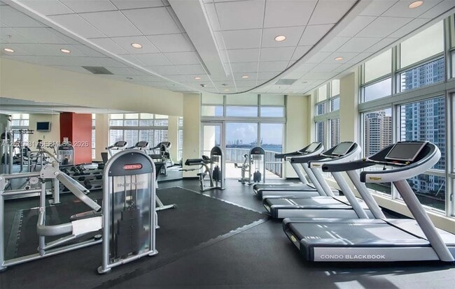 Building Photo - 300 S Biscayne Blvd