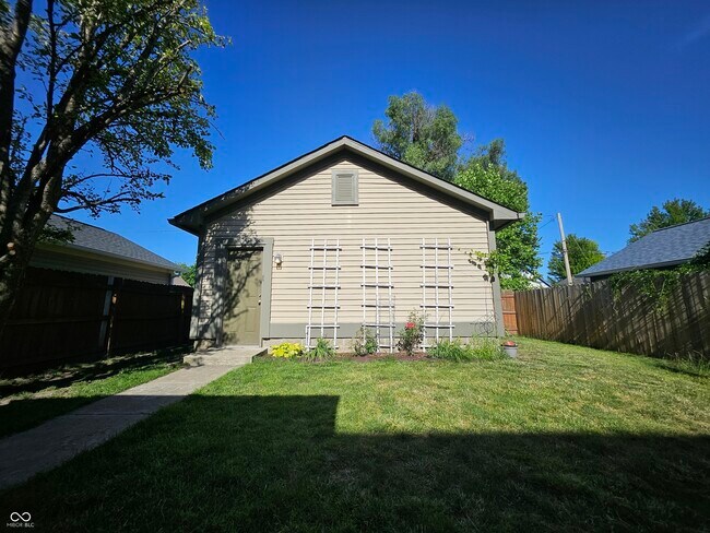 Building Photo - 2311 Alabama St