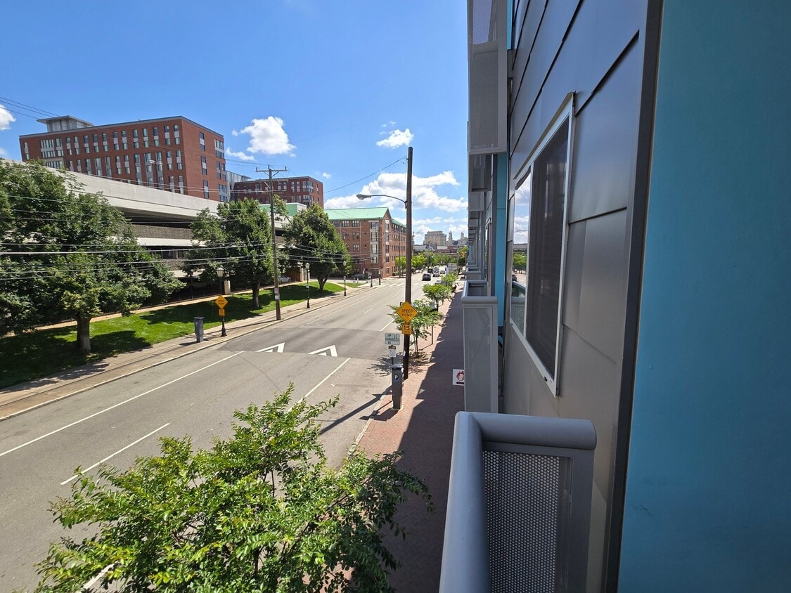 Photo - 805 W Cary St (Richmond, VA)