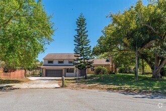 Building Photo - 1983 Longbow Cir