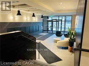 Building Photo - 741 King St W