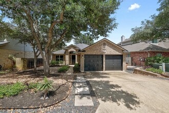 Building Photo - 4920 Hibiscus Valley Dr