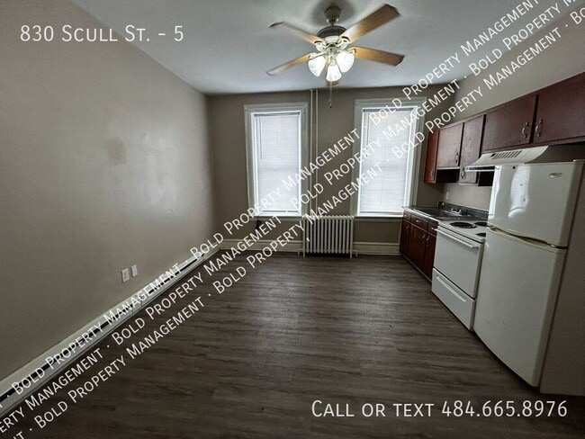Foto del edificio - 830 Scull St
