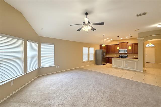 Foto del edificio - 1713 Lake Way Dr