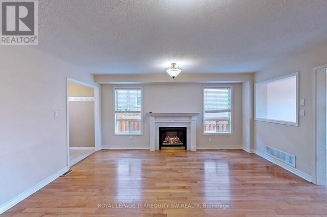 Building Photo - 1455 Pinecliff Rd
