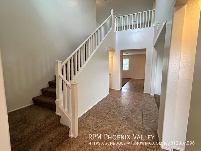 Foto del edificio - 8773 W Flynn Ln