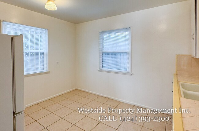 Building Photo - 3614 Veteran Ave