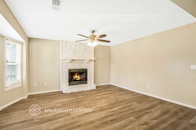 Foto del edificio - 2247 Hightrail Ct