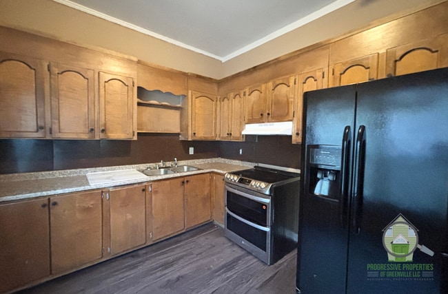 Building Photo - 43 Seyle St