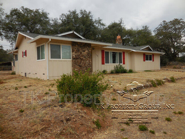 Building Photo - 11592 Peoria Road