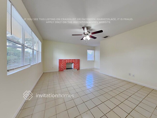 Foto del edificio - 2336 Cypress Rd