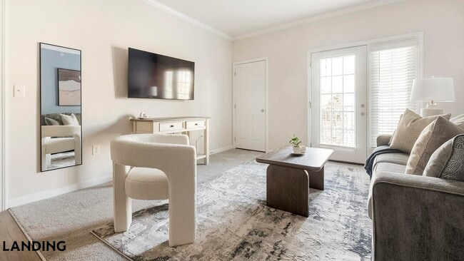 Building Photo - 9015 Kings Grant Dr