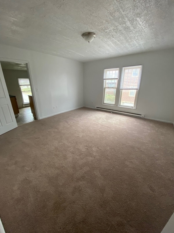 Building Photo - 900 Highland Ave