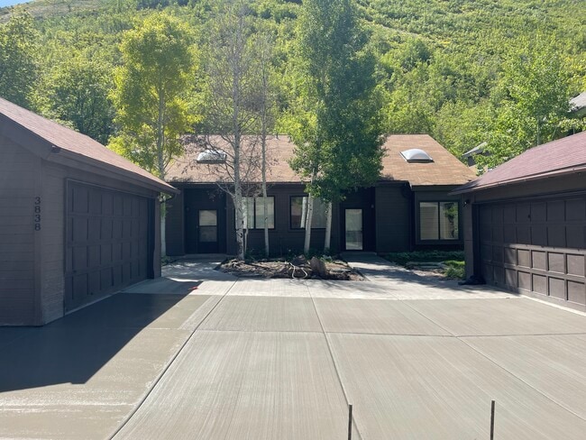 Foto del edificio - 3838 E Sunnydale Ln