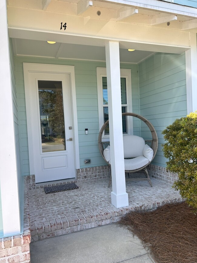 Foto del edificio - 14 Conifer Ct