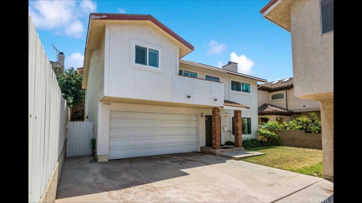 Primary Photo - 1720-1722 Harriman Ln