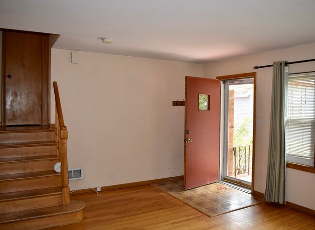 Foto del edificio - 33 N Spring Ave
