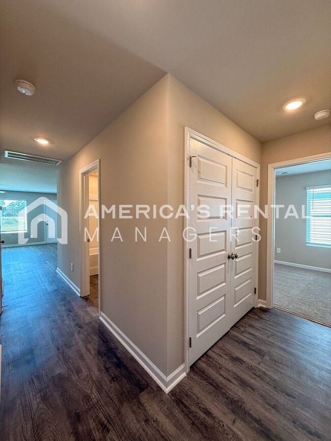 Building Photo - Move-in Special!!! New Construction Home f...