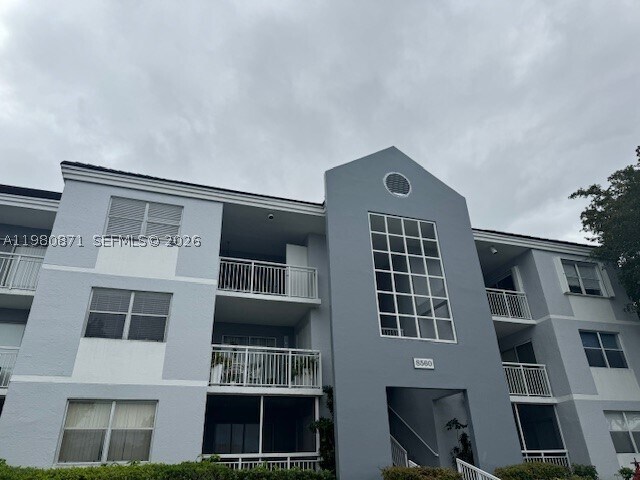 Building Photo - 8560 SW 212th St