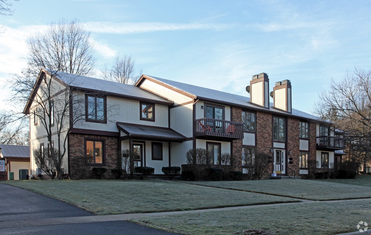 Foto principal - 6621 Kingsbridge Dr