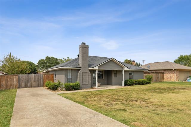 Building Photo - 201 E 6th St