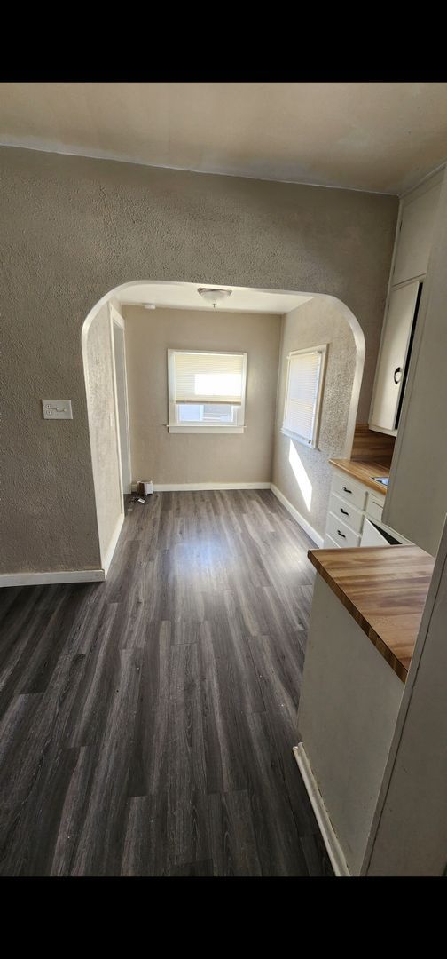 Foto del edificio - 2 Bed 1 Bath