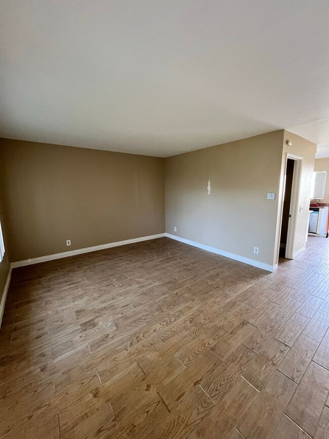 Foto del edificio - Spacious 3-Bedroom Townhome in Beautiful O...