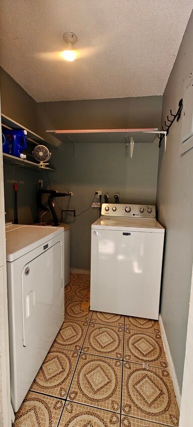 Foto principal - 1230 Block Island Rd