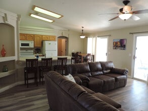 Building Photo - 818 Talley Ln
