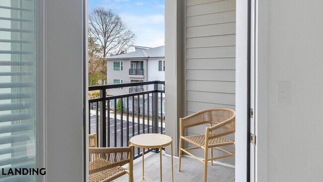 Building Photo - 2110 Birkhall St