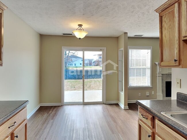 Foto del edificio - 803 Buckhaven Dr