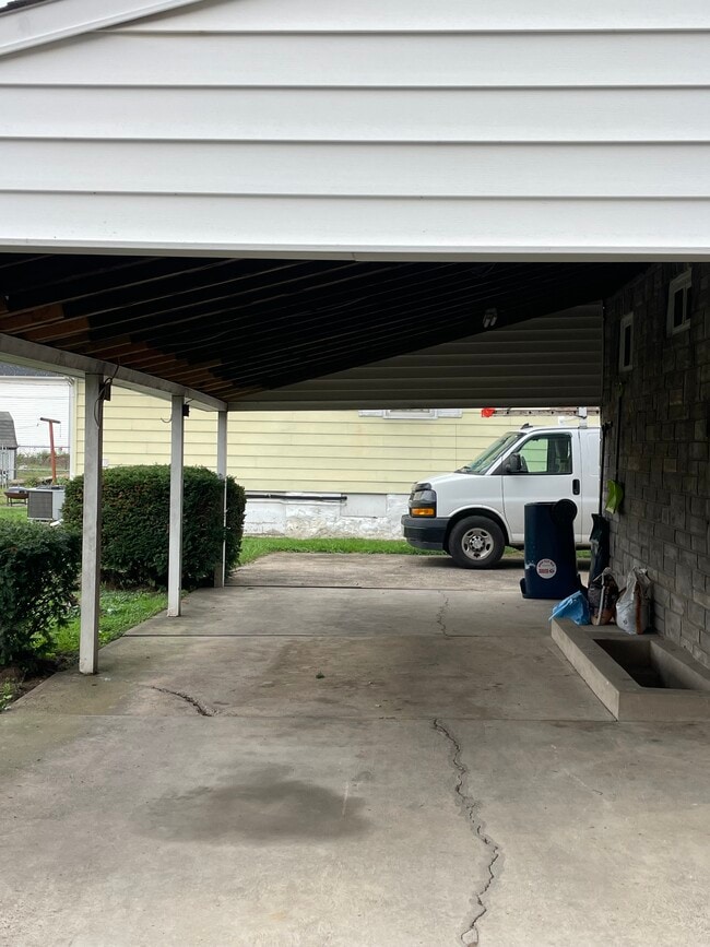 Building Photo - 1234 Isabella St