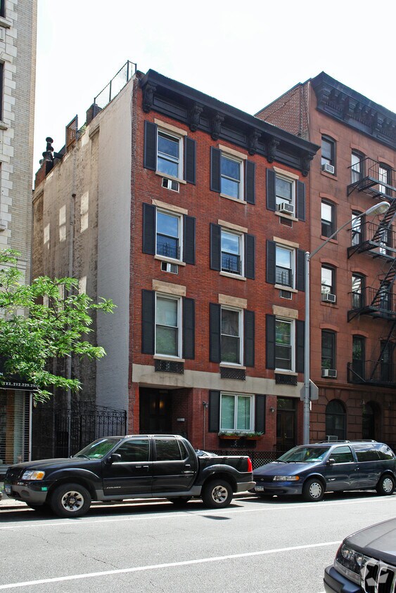 Primary Photo - 259 W 21st St
