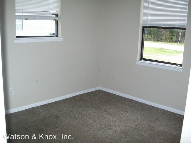 Foto del edificio - 2 br, 1 bath House - 415 Watson Street