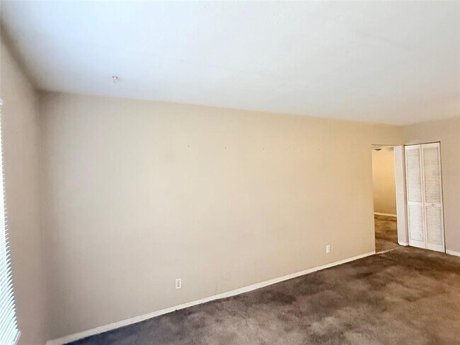 Foto del edificio - 1650 30th Ave N