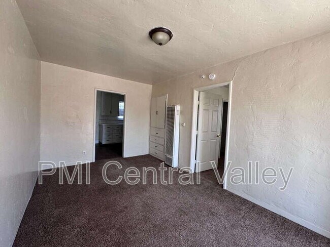 Foto del edificio - 1112 Barberry Ln