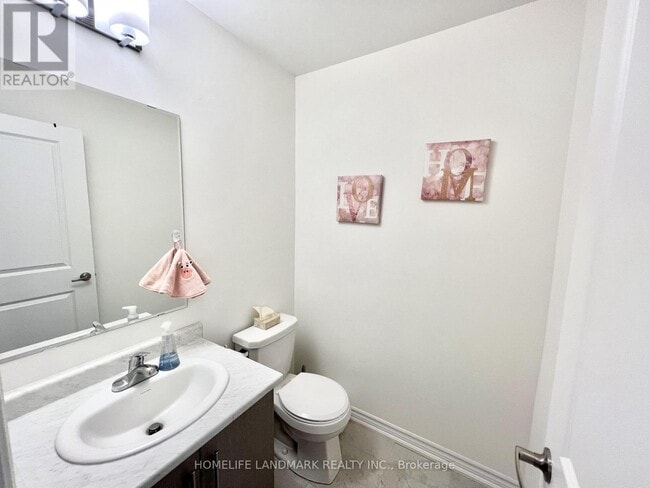 Building Photo - 71 Massachusetts Ln