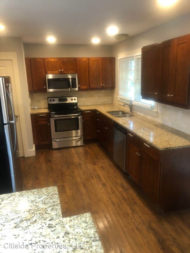Building Photo - 3 br, 2 bath House - 2062 Bencal Dr SE