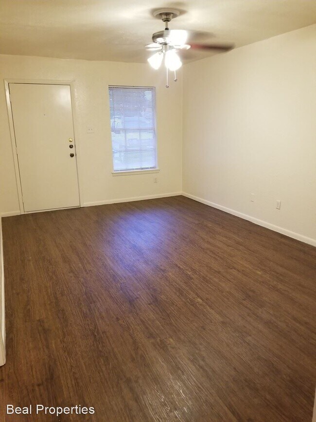 Building Photo - 2 br, 1 bath House - 812 Llano Pl