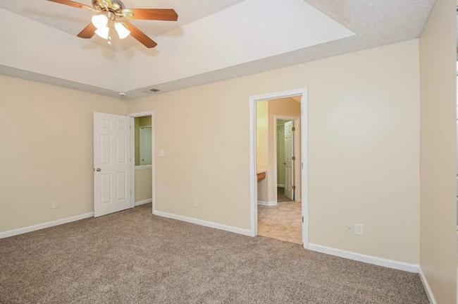 Building Photo - 7133 Copperbend Ct SE