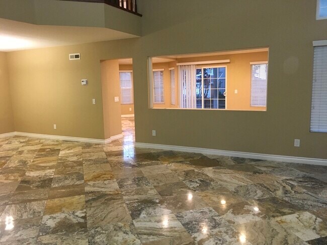 Foto del edificio - Beautiful 3 Bedroom 2.5 Bath Home in Desir...