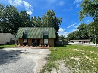 Building Photo - 6106 SW 11th Pl