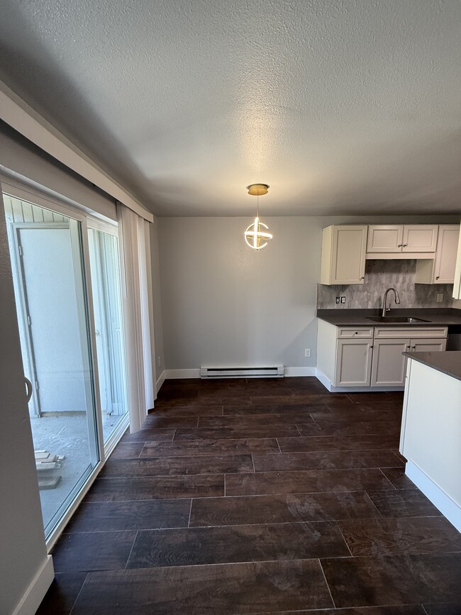 Building Photo - Salmon Creek Apartments