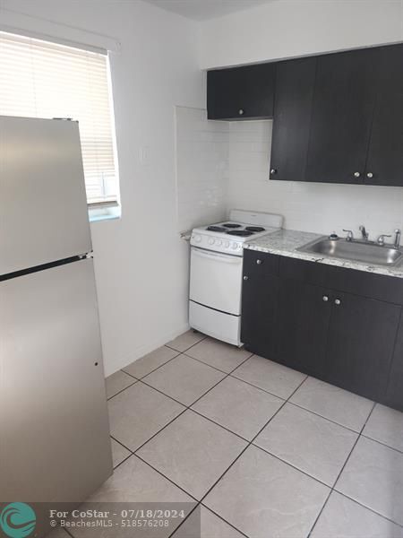 Foto del edificio - 4017 SW 22nd St