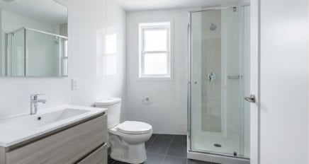 Building Photo - 1718 S Good Latimer Expy