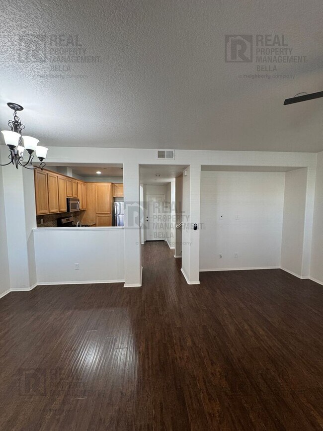 Foto del edificio - Bright & Open 2-Bed Condo with Loft, Patio & Moreno Valley Ranch Lifestyle
