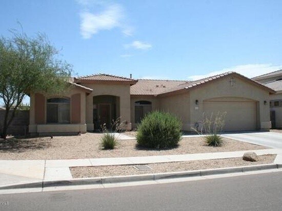 Large 3 Bed 2 Bath Laveen home with Pool - Large 3 Bed 2 Bath Laveen home with Pool
