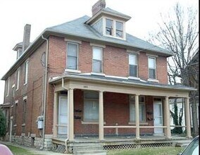 Building Photo - 1467 Worthington St