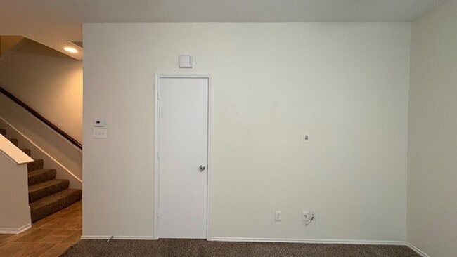 Building Photo - 1023 Jamie Dr