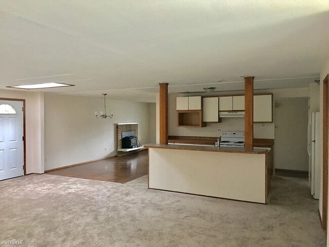 Building Photo - 3 br, 1 bath House - 2614 Southwest 332nd ...